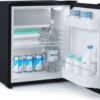 Réfrigérateur 12 volt Vitrifrigo C62IBD4-F en acier inoxydable encastrable pour bateau, camion et véhicule récréatif.